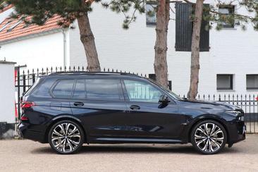 BMW X7 M60 XDrive — photo 5