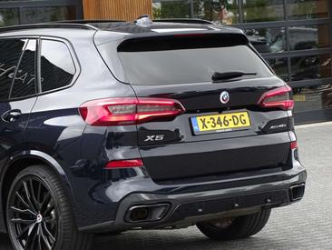 BMW X5 M Sport 45e — photo 49