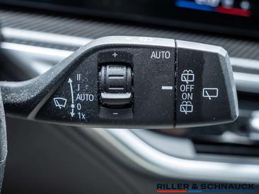 BMW X7 M M-PRO 60i — photo 17