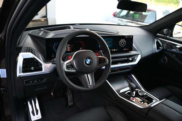 BMW XM 50e — photo 24