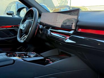 BMW M5 — photo 20