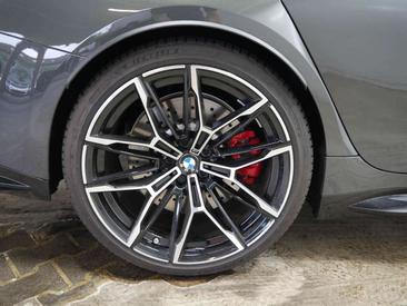 BMW M3 — photo 5