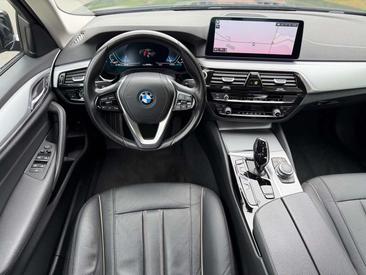 BMW Série 5 520d — photo 12