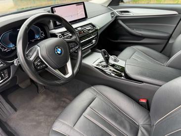 BMW Série 5 520d — photo 13