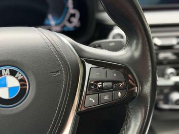 BMW Série 5 520d — photo 17