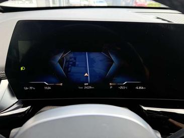 BMW IX1 EDrive20 — photo 7