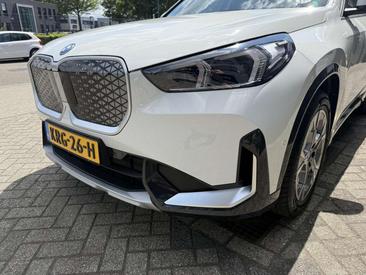 BMW IX1 EDrive20 — photo 20