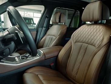 BMW X5 M Sport 50e — photo 12
