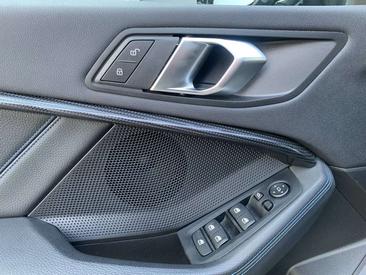 BMW 118 118i — photo 8
