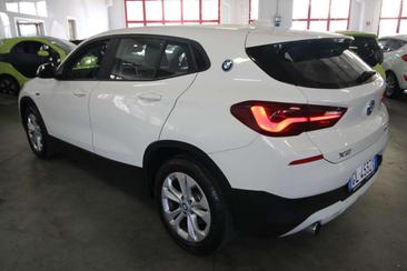BMW X2 Business XDrive25e — photo 3