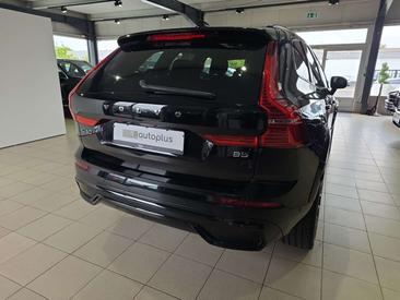 Volvo XC60 B5 R-Design — photo 7
