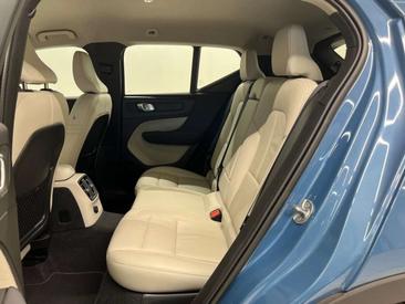 Volvo XC40 T5 Recharge Plus — photo 9