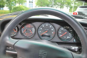 Porsche 993 — photo 21