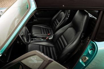 Porsche 964 — photo 21