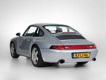Porsche 993 CARRERA 4 — photo 5