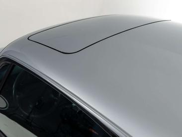 Porsche 993 CARRERA 4 — photo 27