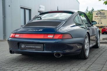 Porsche 993 Carrera 4S — photo 7