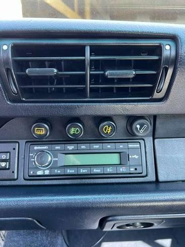 Porsche 964 CARRERA 4 — photo 9
