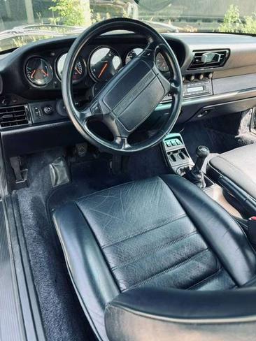 Porsche 964 CARRERA 4 — photo 11