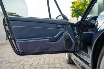 Porsche 993 Carrera 4S — photo 9