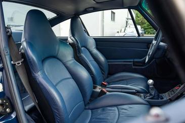 Porsche 993 Carrera 4S — photo 31