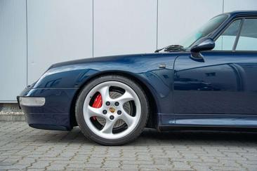 Porsche 993 Carrera 4S — photo 41