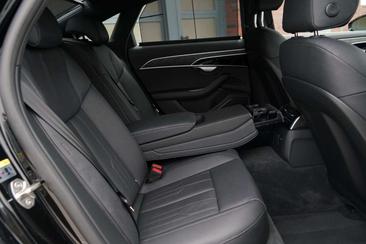 Audi A8 50 TDI — photo 12