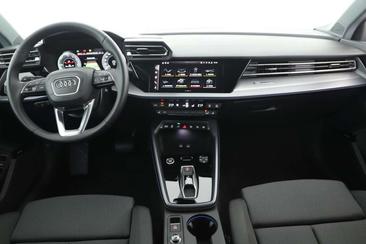 Audi A3 40 TFSI E — photo 7