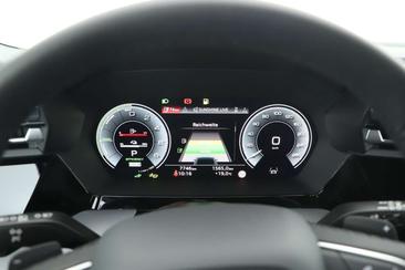 Audi A3 40 TFSI E — photo 8