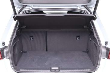 Audi A3 40 TFSI E — photo 14