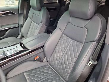 Audi A8 S Line 50 TDI — photo 14