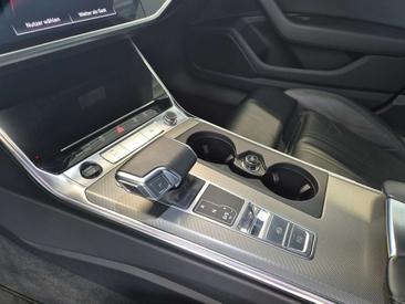 Audi A6 Avant 40 TDI — photo 20