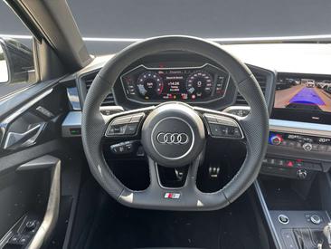 Audi A1 Sportback S Line 35 TFSI — photo 9