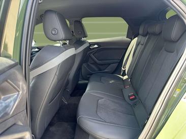 Audi A1 Sportback S Line 35 TFSI — photo 18