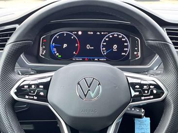 Volkswagen TIGUAN R-Line — photo 8