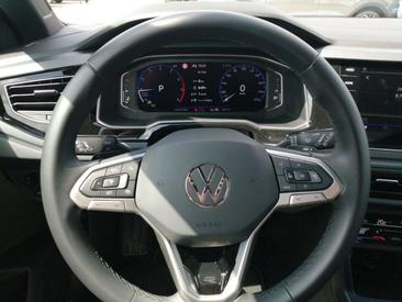 Volkswagen Taigo R-Line — photo 9