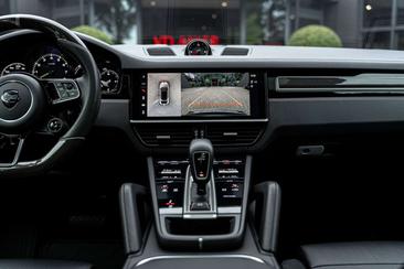 Porsche Cayenne III — photo 9
