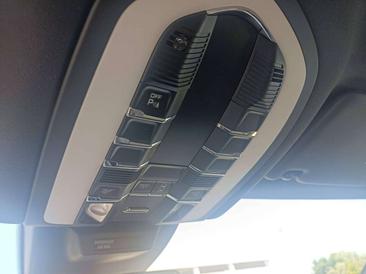 Porsche Macan Electrique — photo 28