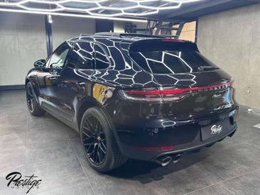 Porsche Macan Electrique Base — photo 3