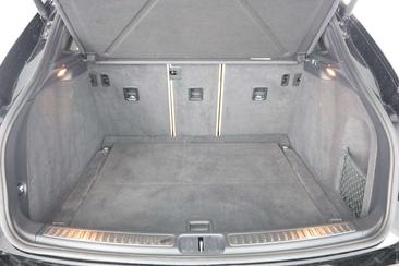 Porsche Macan Electrique Base — photo 13
