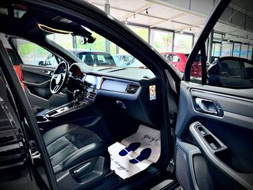 Porsche Macan Electrique Base — photo 12