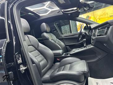 Porsche Macan Electrique Base — photo 12