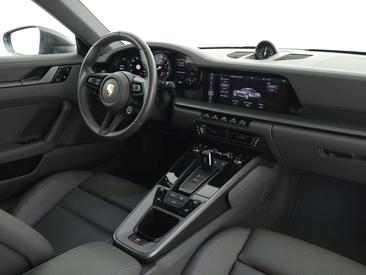 Porsche 992 I Carrera 4S — photo 13