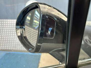 Porsche Macan Electrique — photo 9
