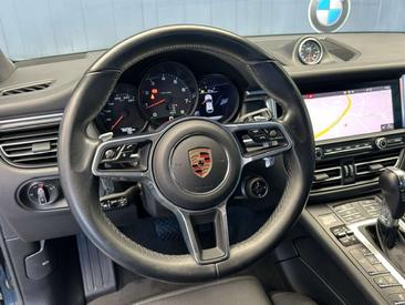 Porsche Macan Electrique — photo 12