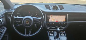 Porsche Macan Electrique T — photo 11