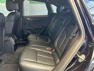 Porsche Macan Electrique — photo 14