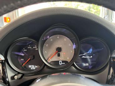Porsche Macan Electrique S — photo 9