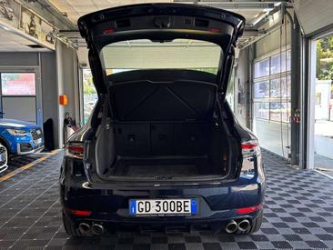 Porsche Macan Electrique S — photo 14