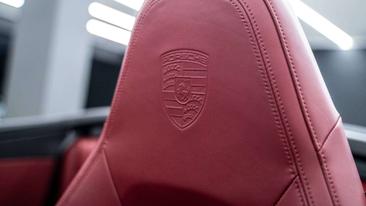 Porsche 992 I Carrera 4S — photo 32